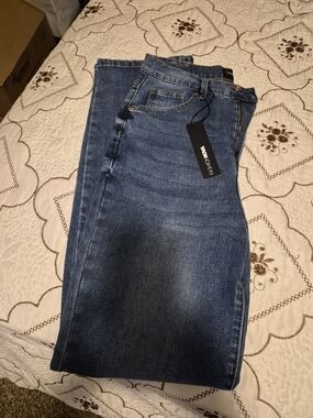 Fashion Nova Women Dark Blue Slim Straight Jeans